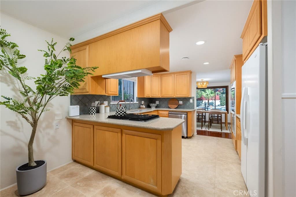 Home at 602 N Michillinda Avenue, Sierra Madre — photo 12 of 12