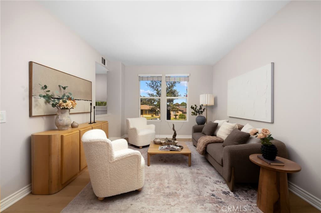 Condo at 1556 Ledgestone Lane, Pomona — photo 4 of 12