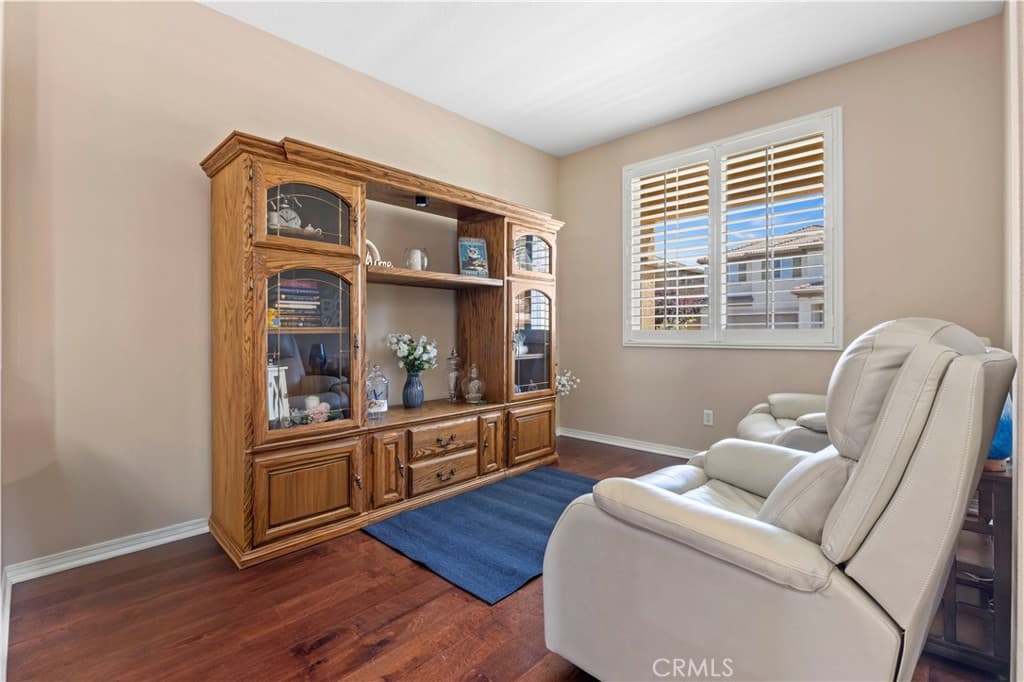 Home at 2723 Vine, Pomona — photo 9 of 12