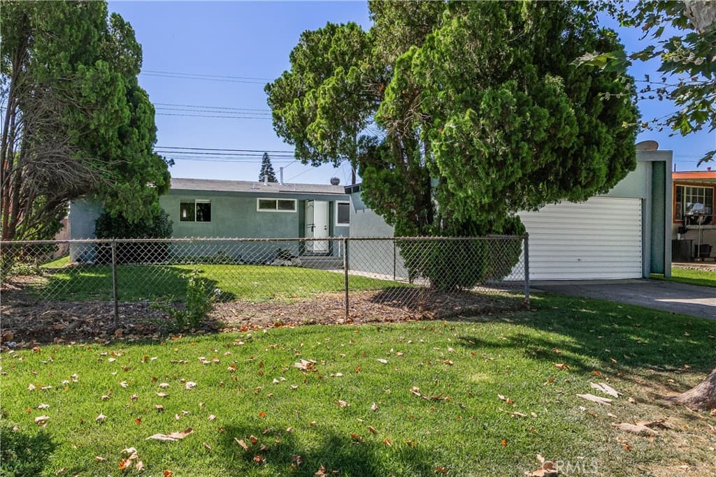Home at 1614 Charlemont Avenue, Hacienda Heights — photo 1 of 12
