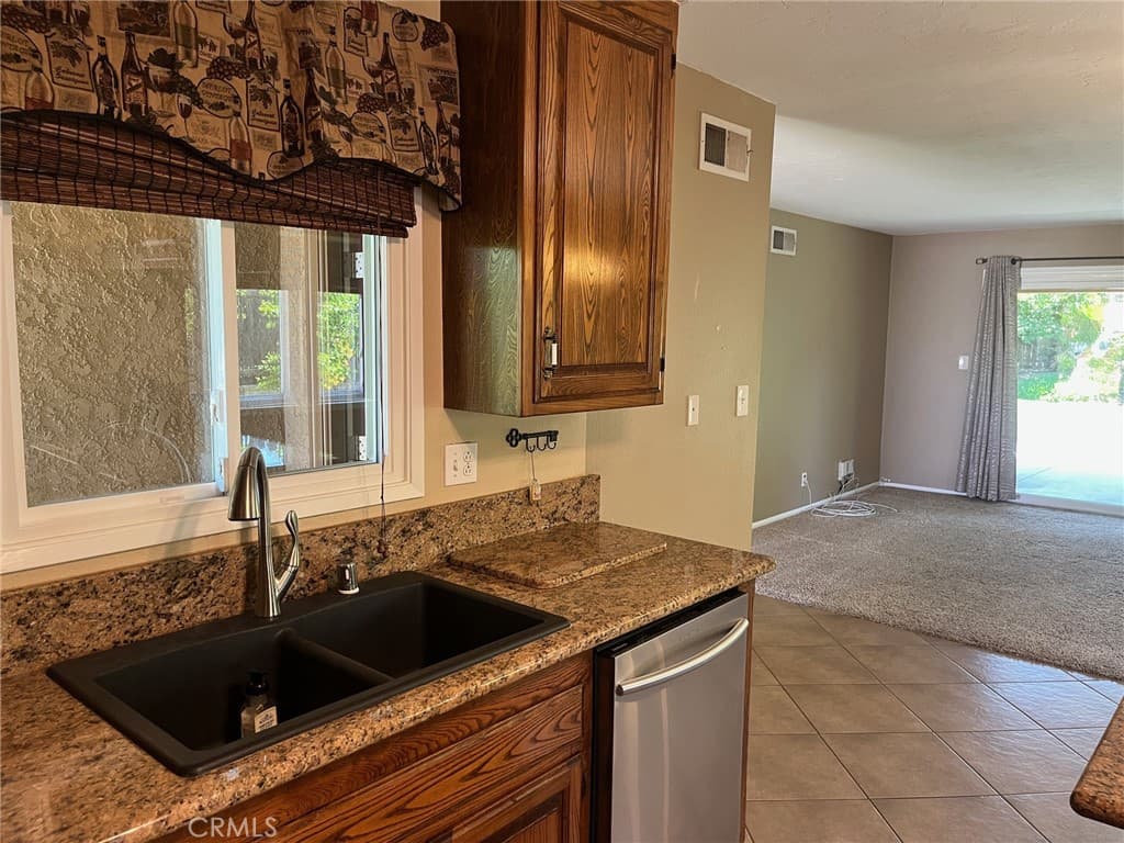 Home at 1440 Lindengrove Avenue, Rowland Heights — photo 4 of 12