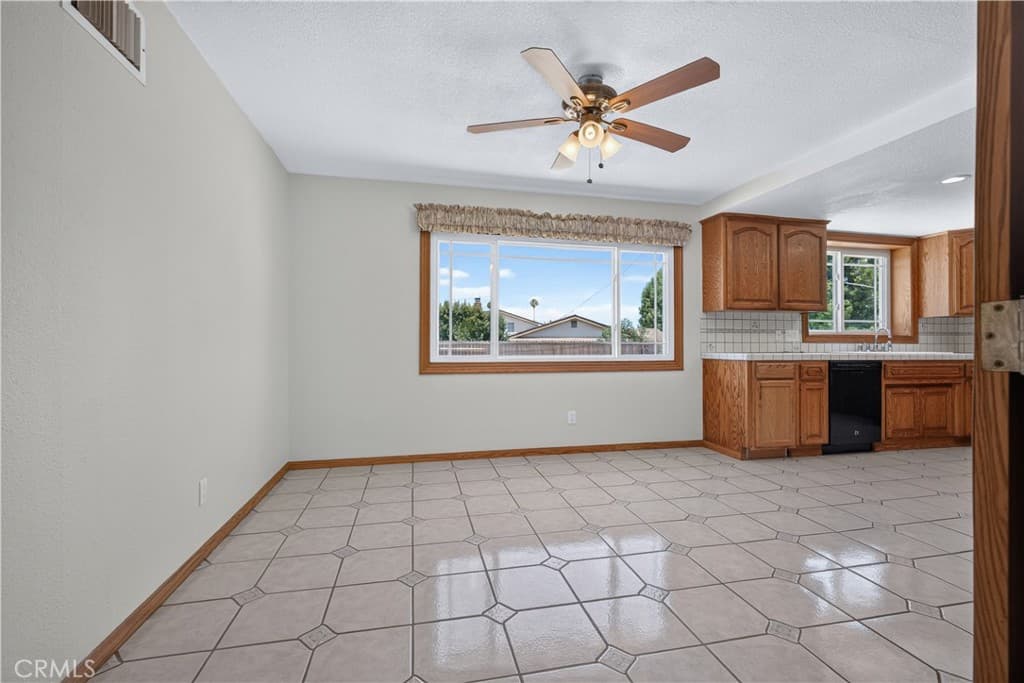 Home at 15637 Los Altos Drive, Hacienda Heights — photo 7 of 12