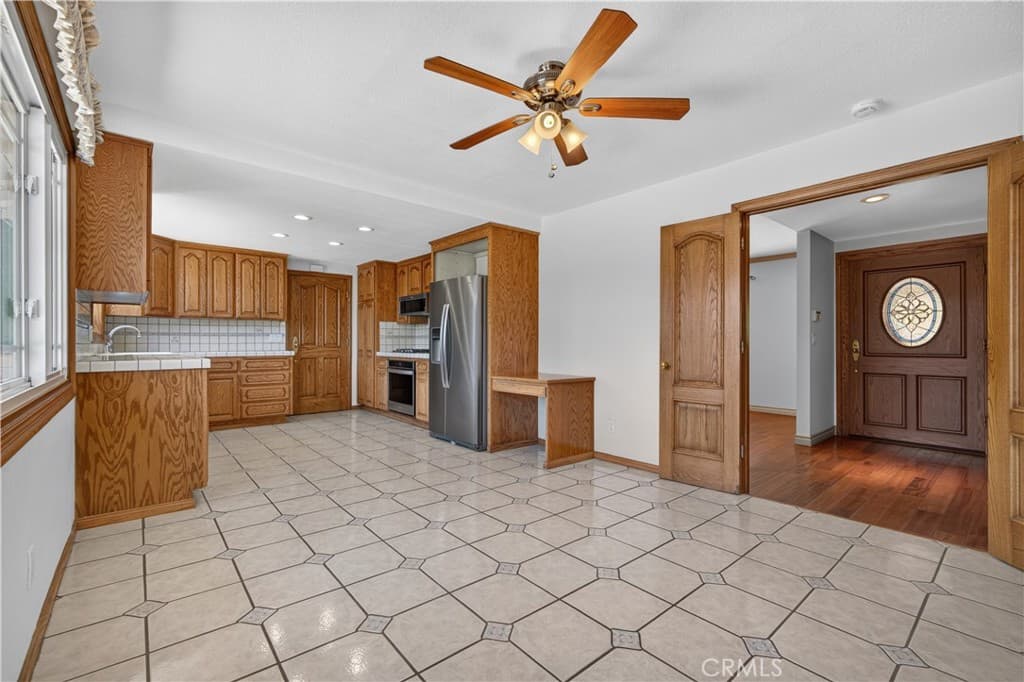 Home at 15637 Los Altos Drive, Hacienda Heights — photo 8 of 12