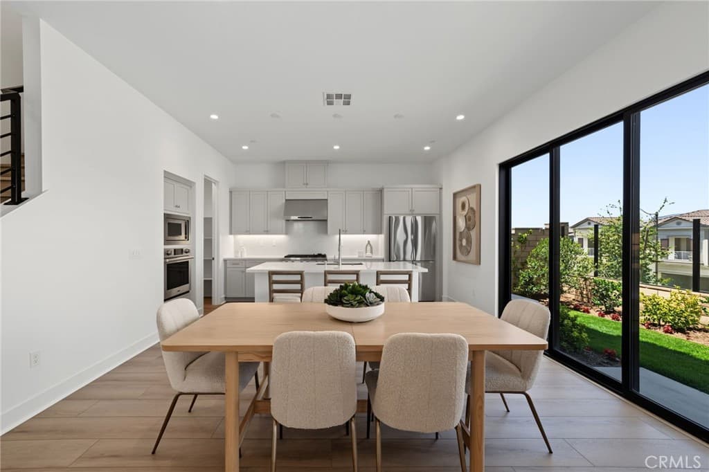 Home at 22061 Manarola Way, Walnut — photo 9 of 12