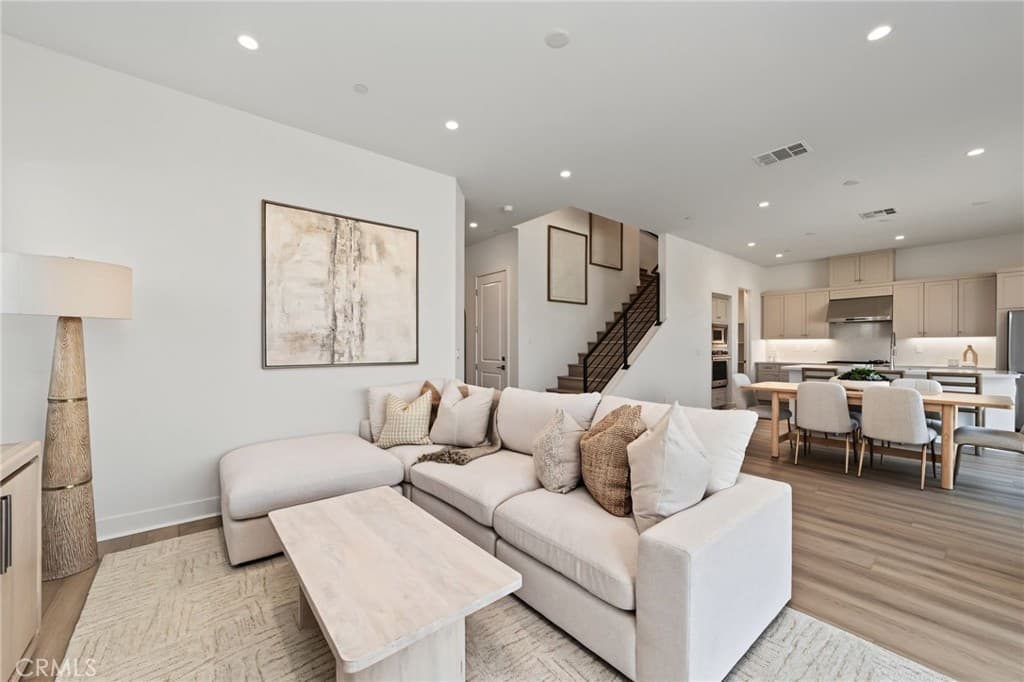 Home at 22061 Manarola Way, Walnut — photo 10 of 12