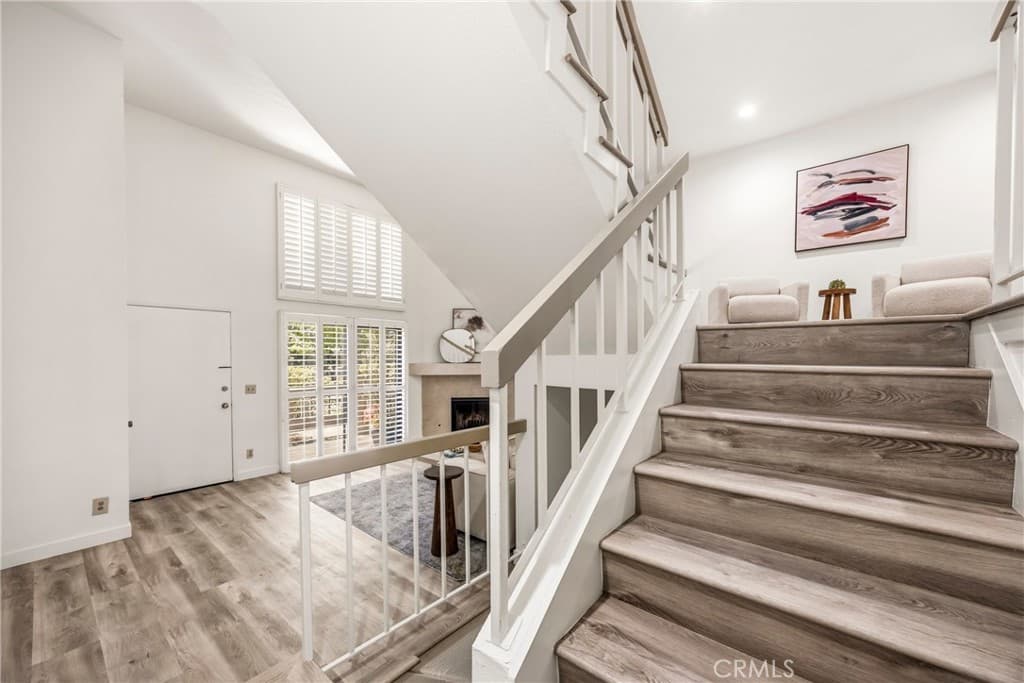 Townhouse at 1931 E Huntington Dr F, Duarte — photo 7 of 12