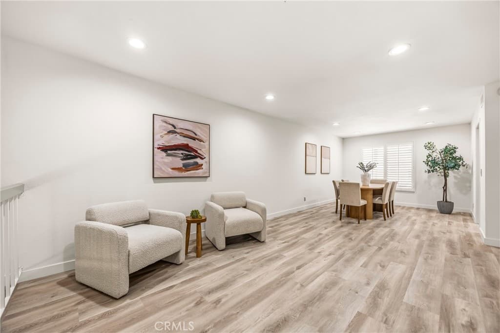 Townhouse at 1931 E Huntington Dr F, Duarte — photo 8 of 12