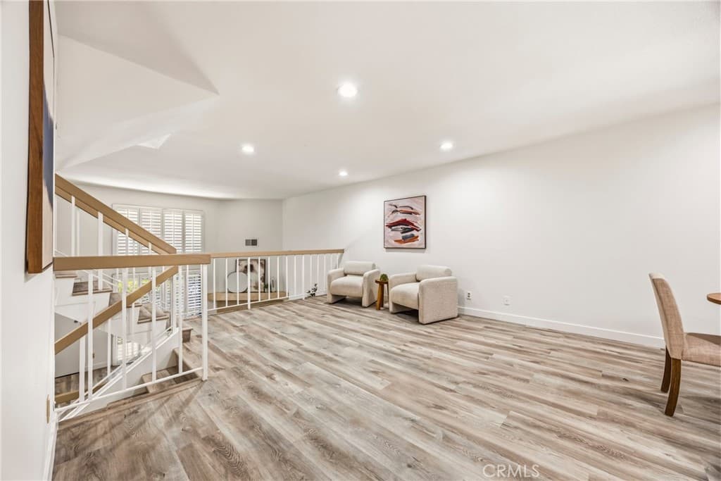 Townhouse at 1931 E Huntington Dr F, Duarte — photo 10 of 12