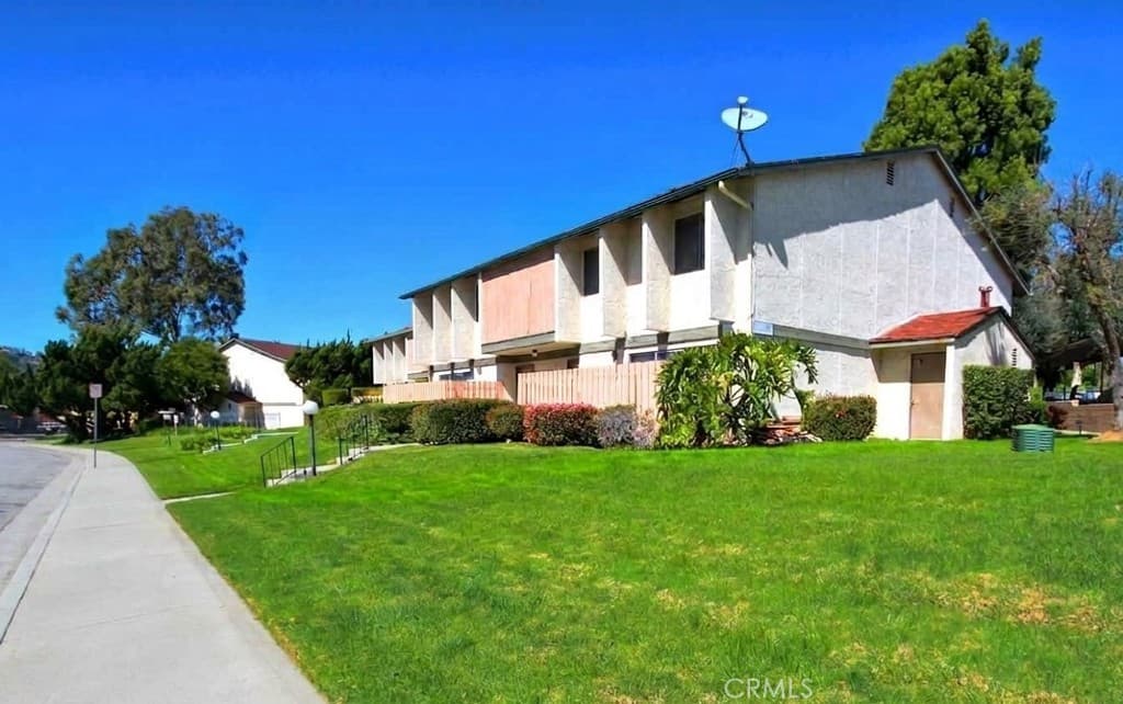 Condo at 2300 S Hacienda Boulevard G8, Hacienda Heights — photo 2 of 12