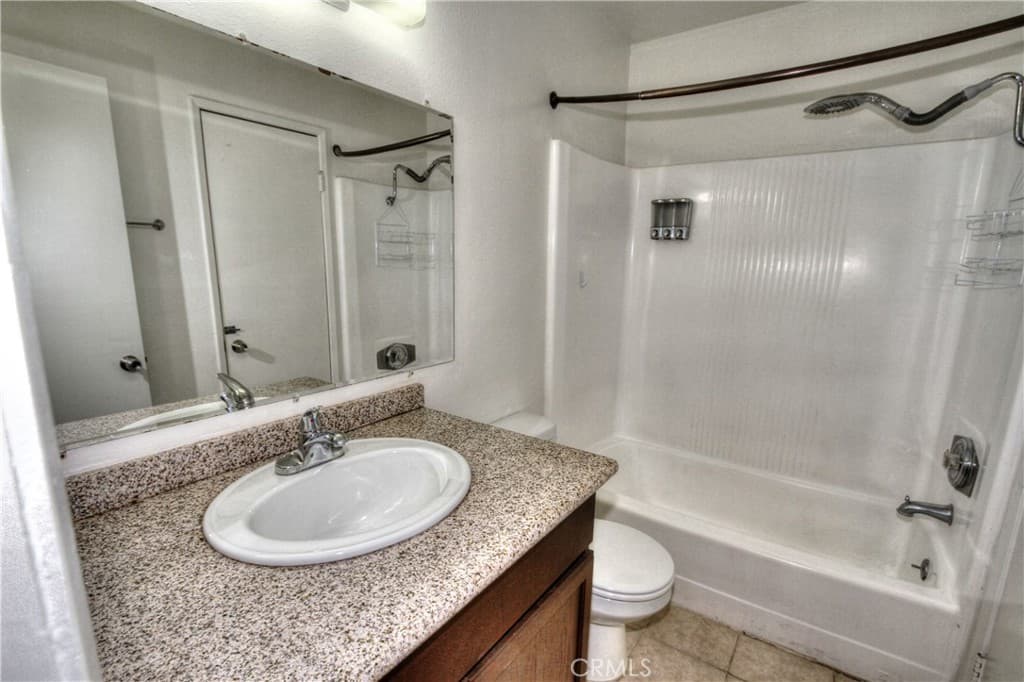 Condo at 2300 S Hacienda Boulevard G8, Hacienda Heights — photo 9 of 12