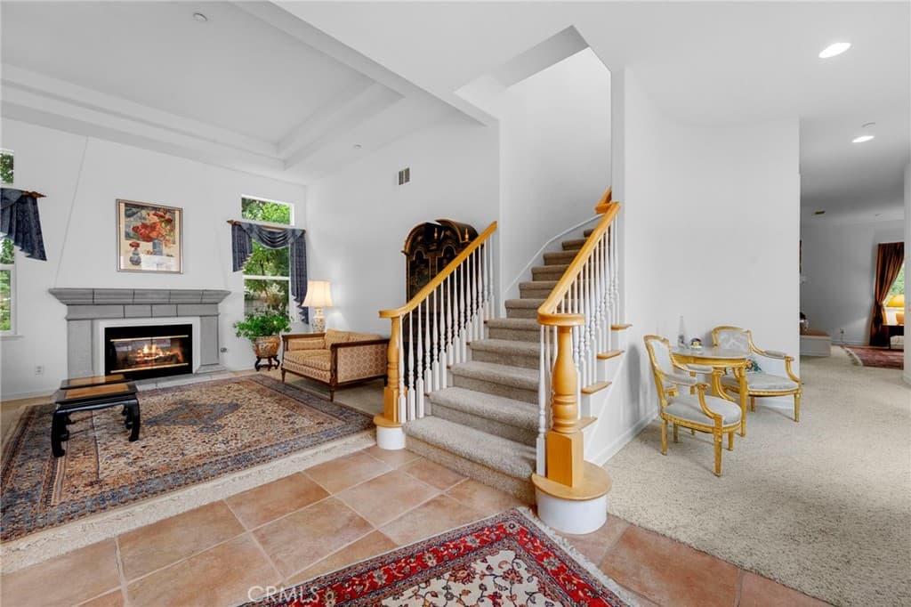 Home at 709 Livingston Court, Claremont — photo 10 of 12