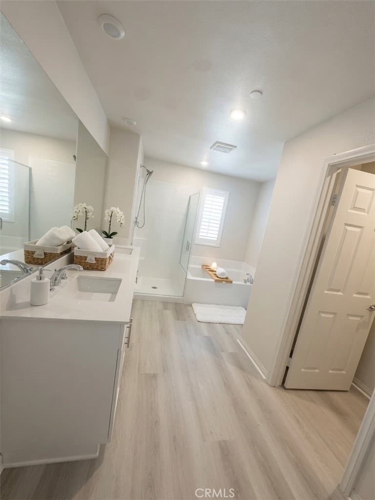Home at 2111 Rio Grande, Pomona — photo 12 of 12