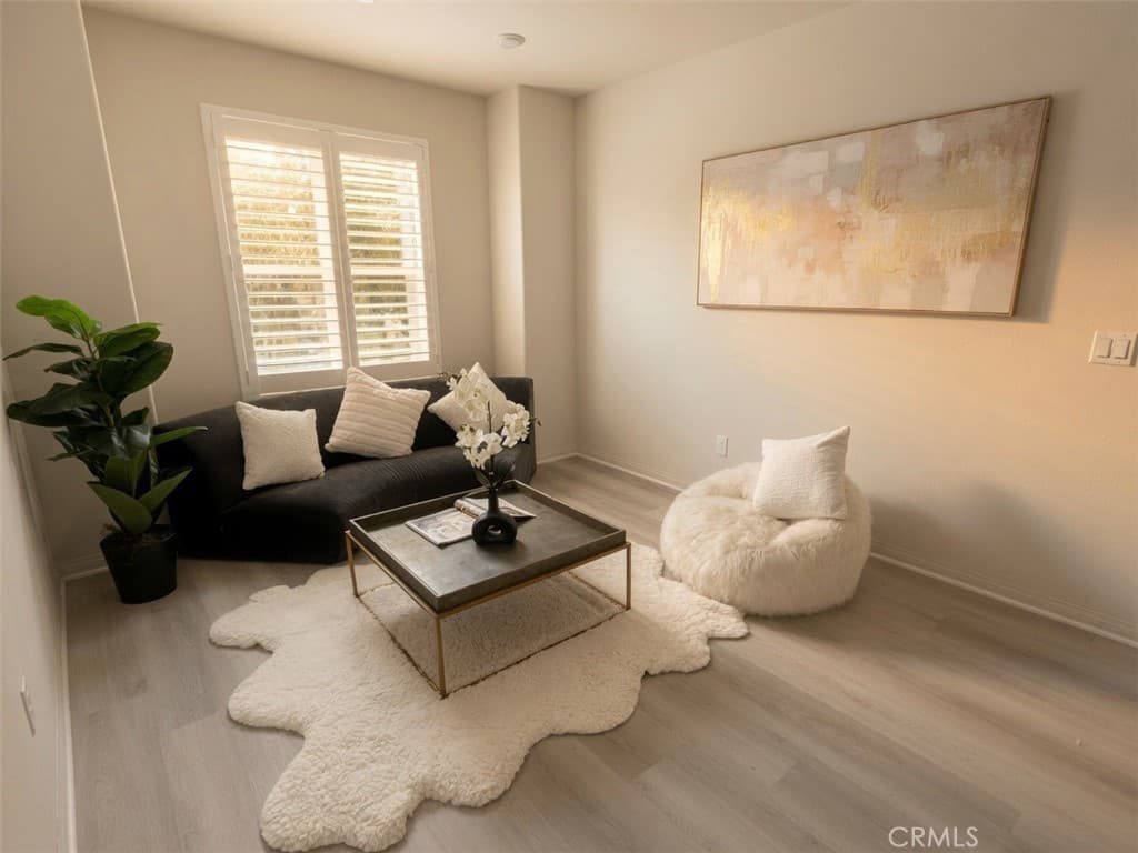 Home at 2111 Rio Grande, Pomona — photo 8 of 12