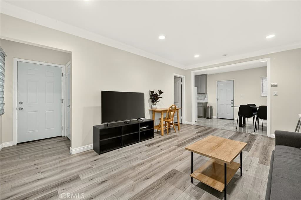 Multi-Family at 127 W Cherry, Monrovia — photo 5 of 12