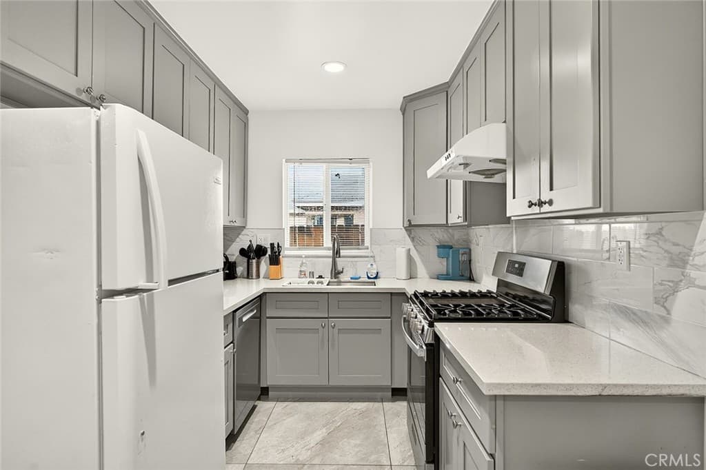 Multi-Family at 127 W Cherry, Monrovia — photo 7 of 12