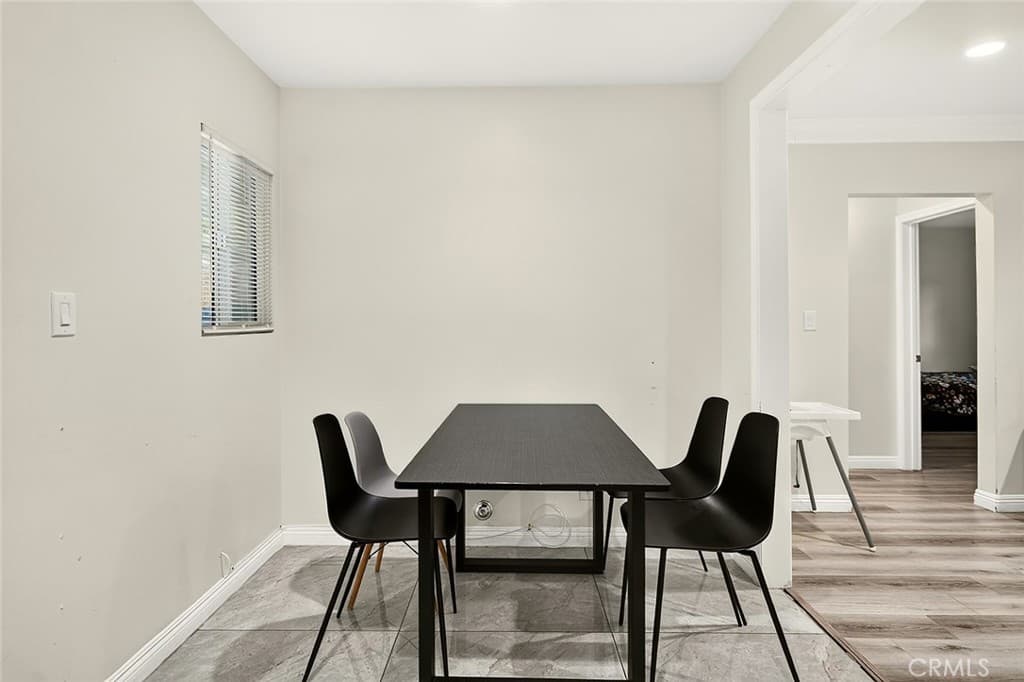Multi-Family at 127 W Cherry, Monrovia — photo 10 of 12