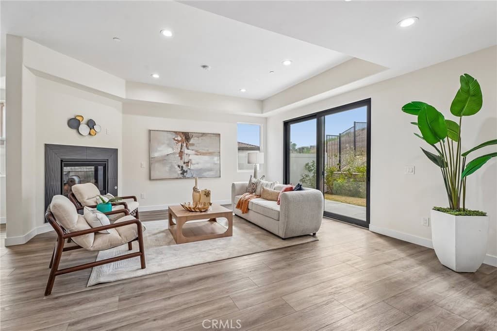 Home at 677 Castlehill, Walnut — photo 8 of 12