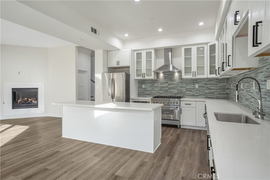 Home at 673 Castlehill, Walnut — photo 5 of 12