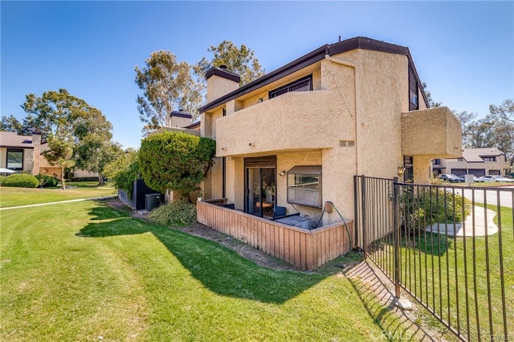 Townhouse at 3616 Whittlers, West Covina — photo 11 of 12