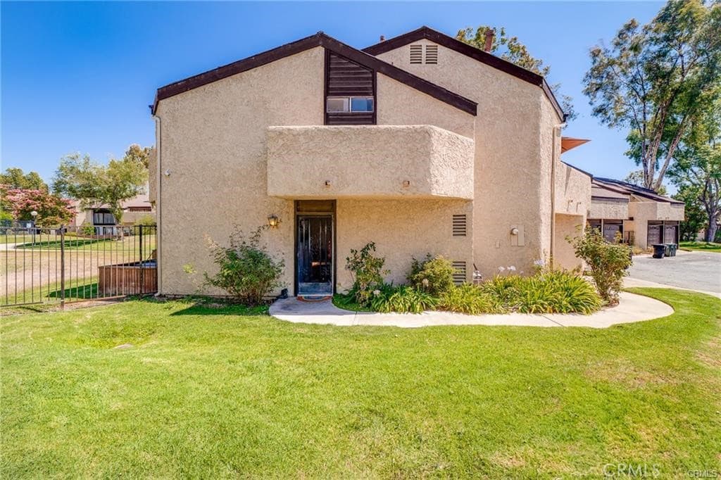 Townhouse at 3616 Whittlers, West Covina — photo 4 of 12