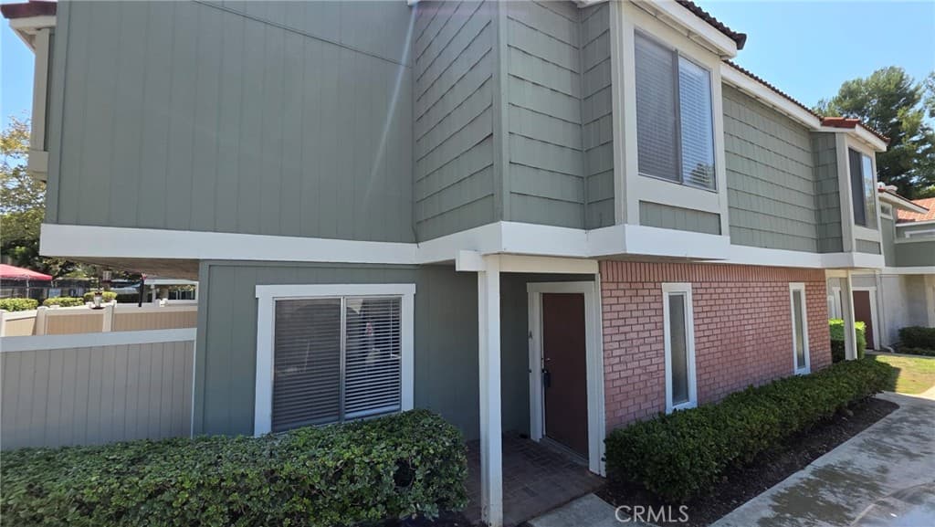 Townhouse at 1020 Golden Springs A, Diamond Bar — photo 3 of 12