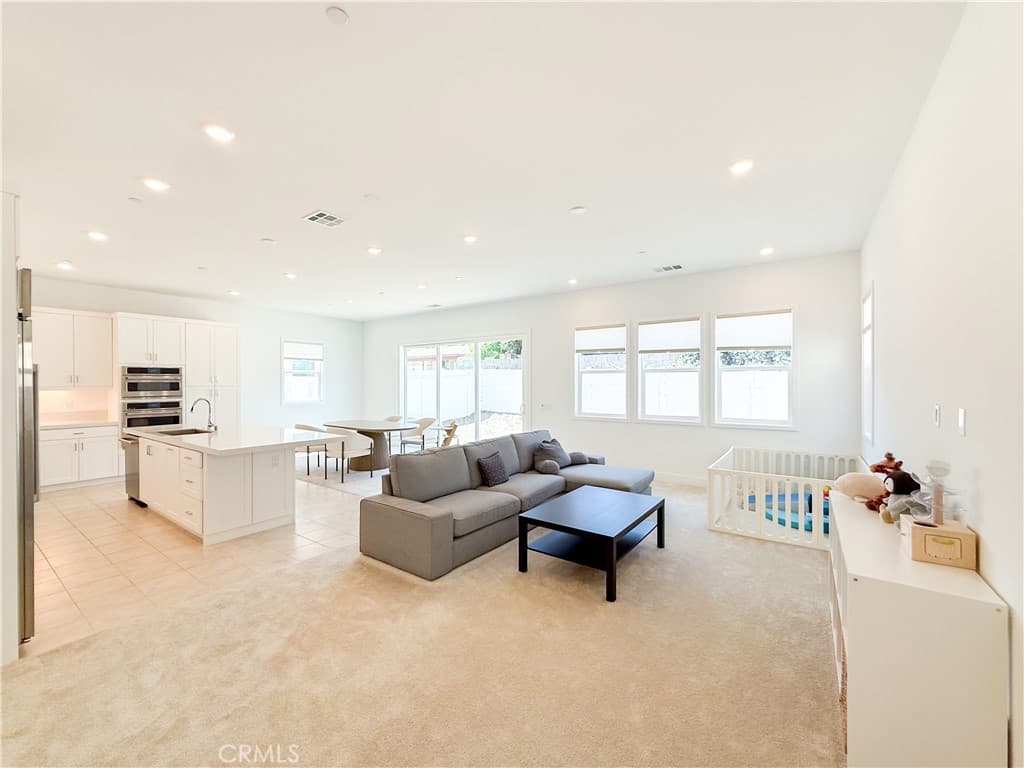 Condo at 1233 Jurupa Dr, Hacienda Heights — photo 11 of 12