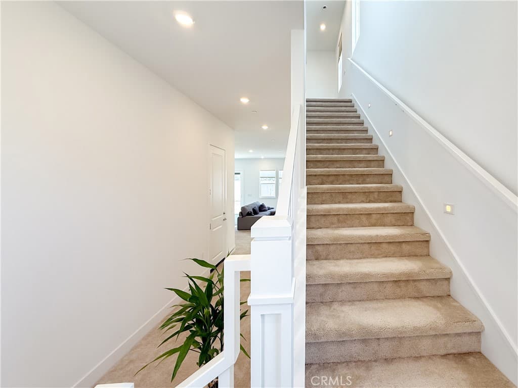 Condo at 1233 Jurupa Dr, Hacienda Heights — photo 10 of 12