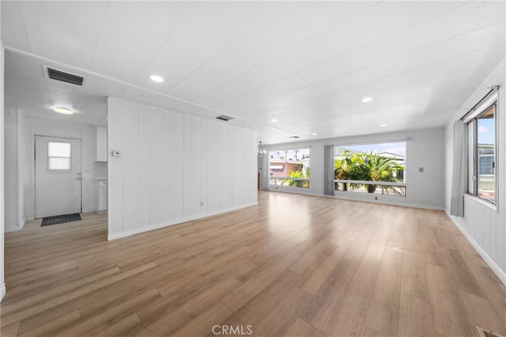 Home at 1205 W Cypress St 146, San Dimas — photo 3 of 12