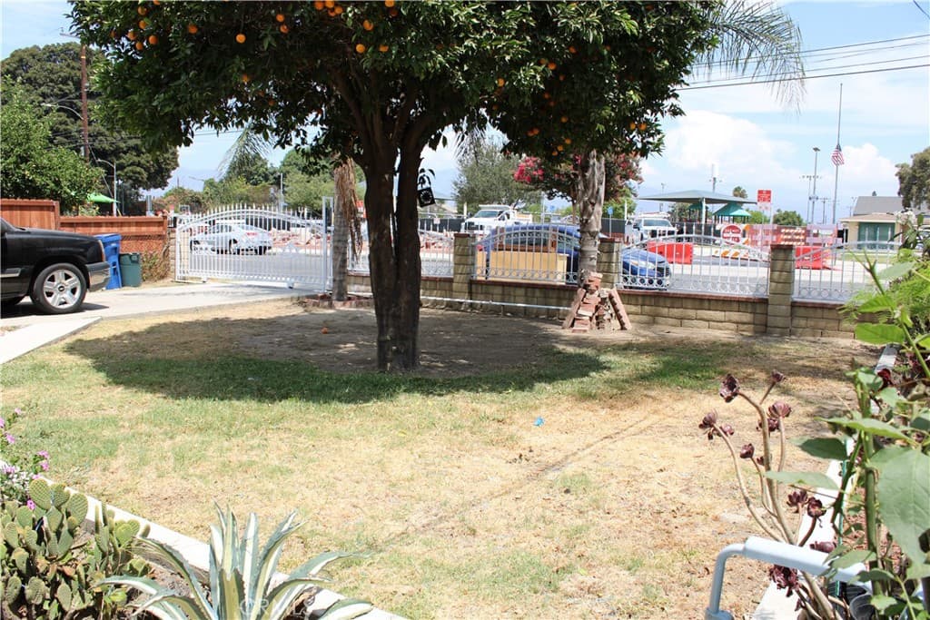 Home at 12130 Elliott Avenue, El Monte — photo 4 of 12