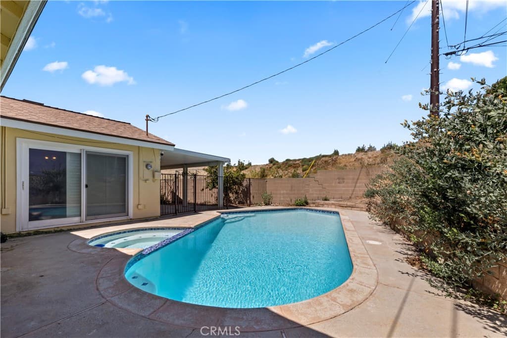 Home at 105 N Palo Cedro, Diamond Bar — photo 4 of 12