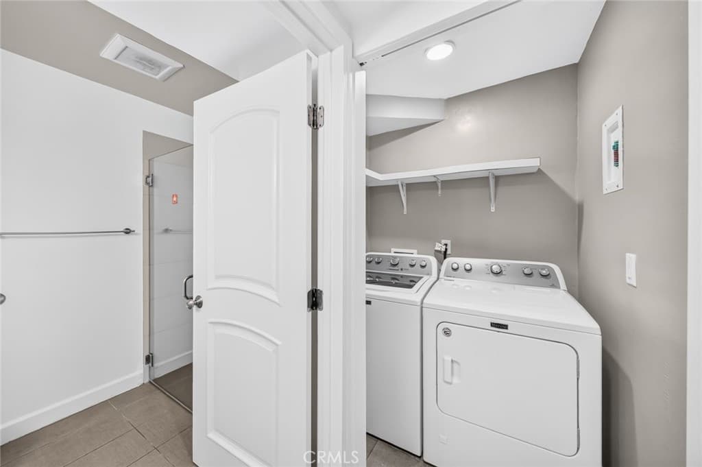 Condo at 1540 Greenport Avenue B, Rowland Heights — photo 6 of 12
