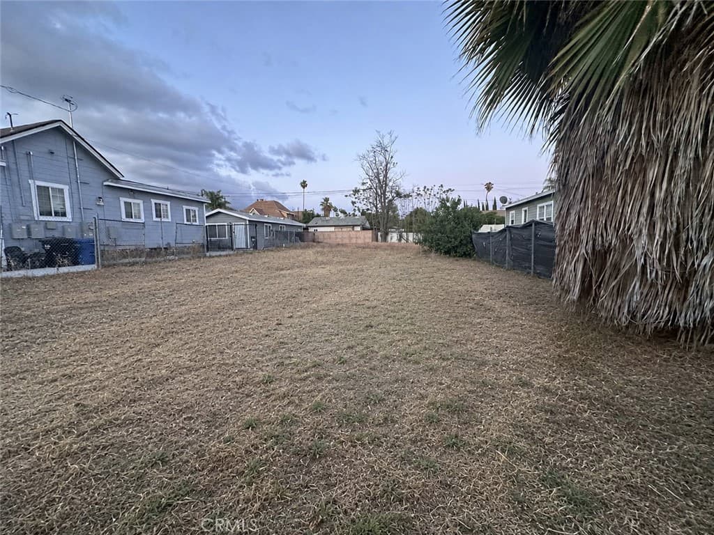 Home at 348 N Palomares, Pomona — photo 6 of 8