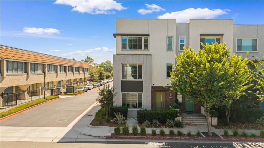 Condo at 1530 W Cameron, West Covina — photo 2 of 12