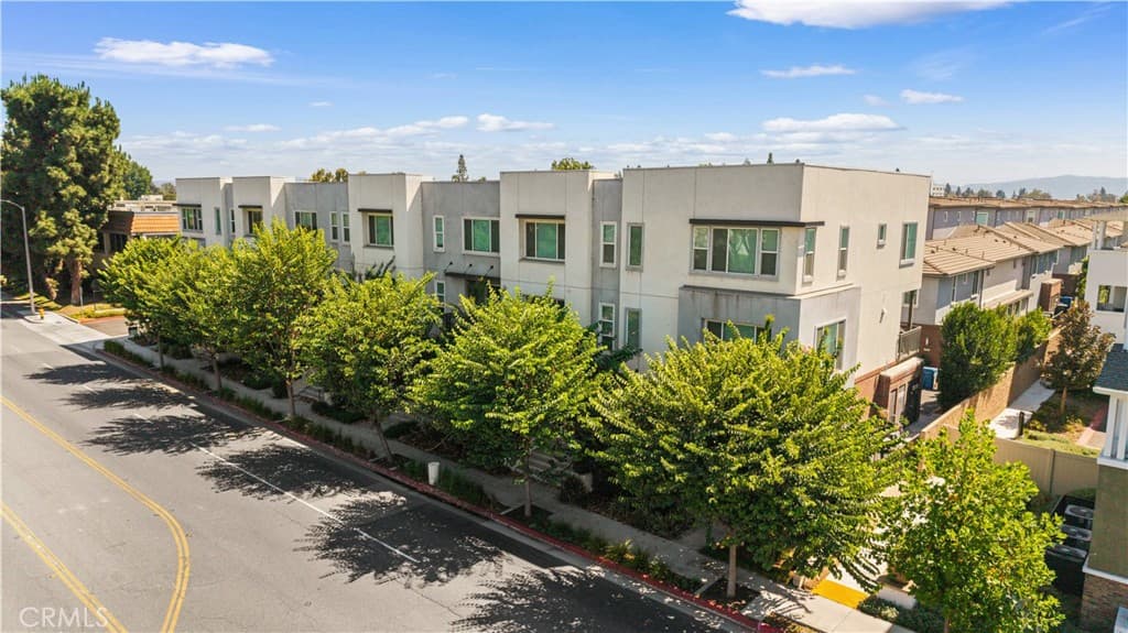 Condo at 1530 W Cameron, West Covina — photo 3 of 12