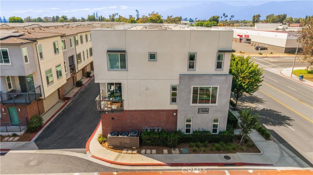 Condo at 1530 W Cameron, West Covina — photo 5 of 12