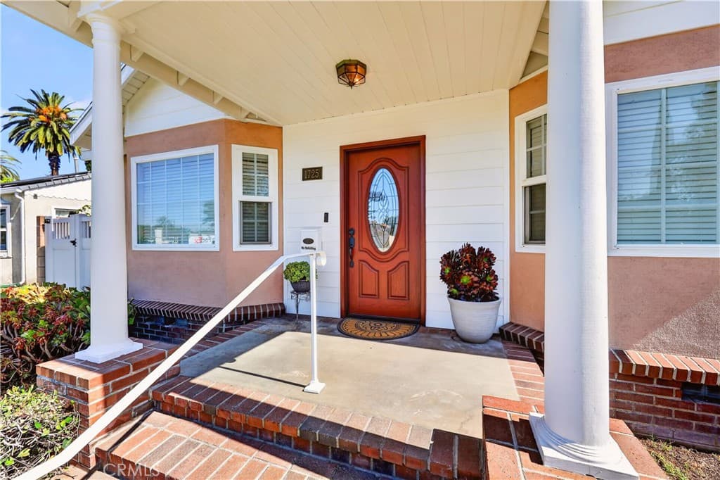 Home at 1725 3rd, La Verne — photo 5 of 12