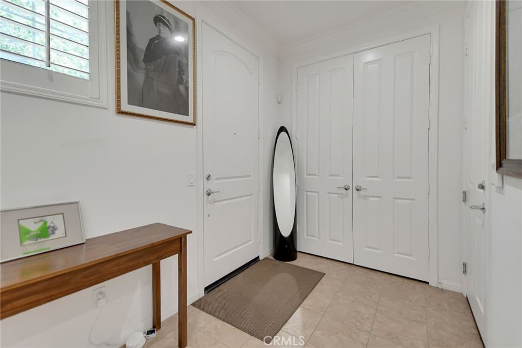 Condo at 908 N Botanica Lane B, Azusa — photo 6 of 12