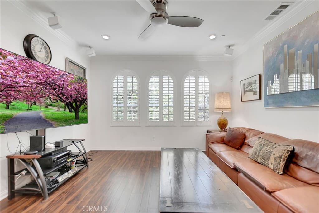 Condo at 908 N Botanica Lane B, Azusa — photo 9 of 12