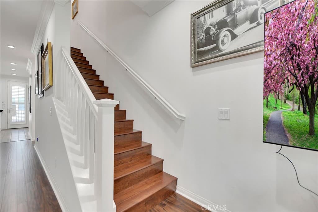 Condo at 908 N Botanica Lane B, Azusa — photo 10 of 12