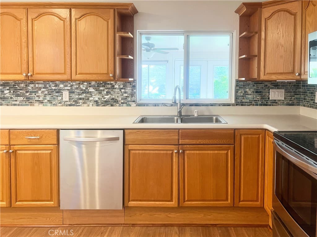 Home at 23966 Decorah, Diamond Bar — photo 4 of 12
