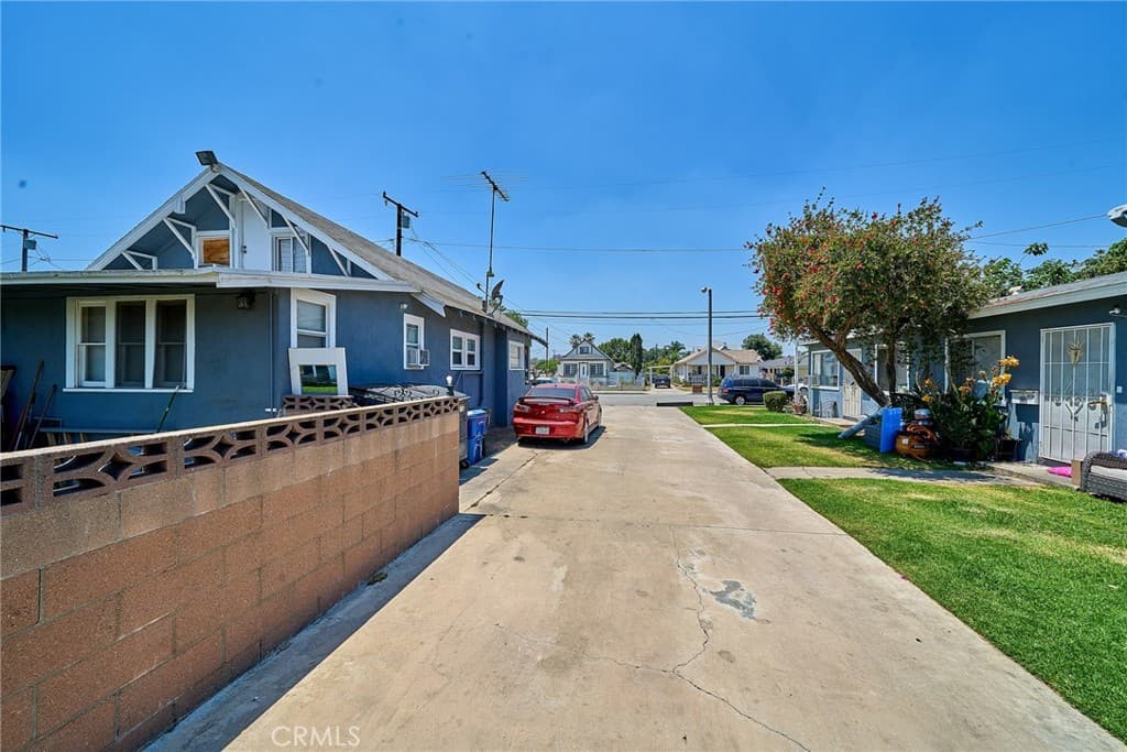 Commercial at 610 Fillmore, Pomona — photo 5 of 12