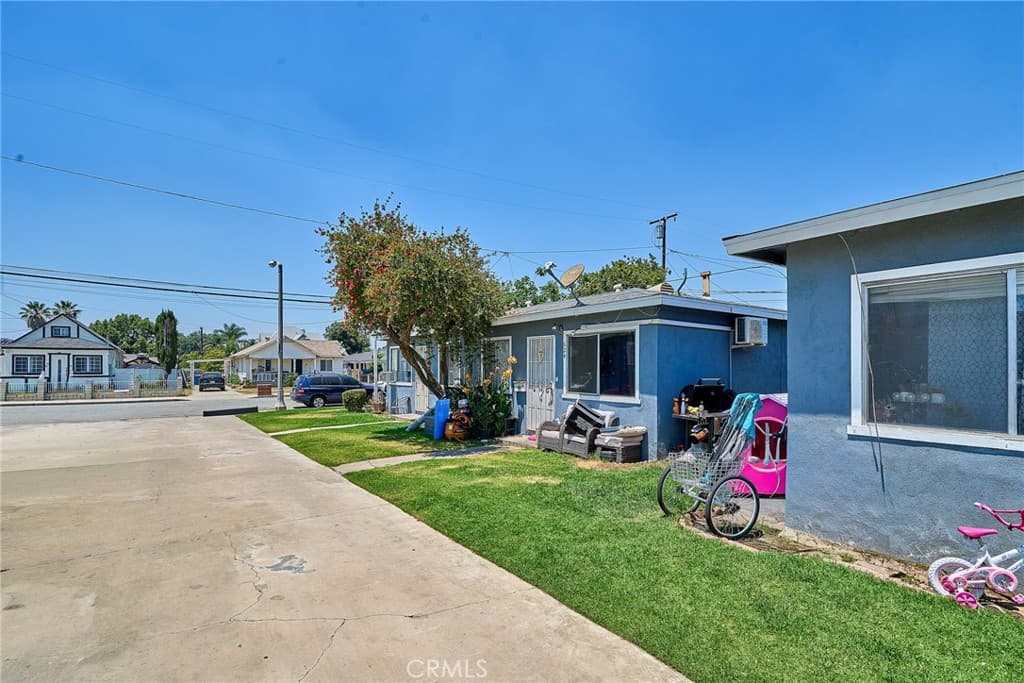Commercial at 610 Fillmore, Pomona — photo 8 of 12