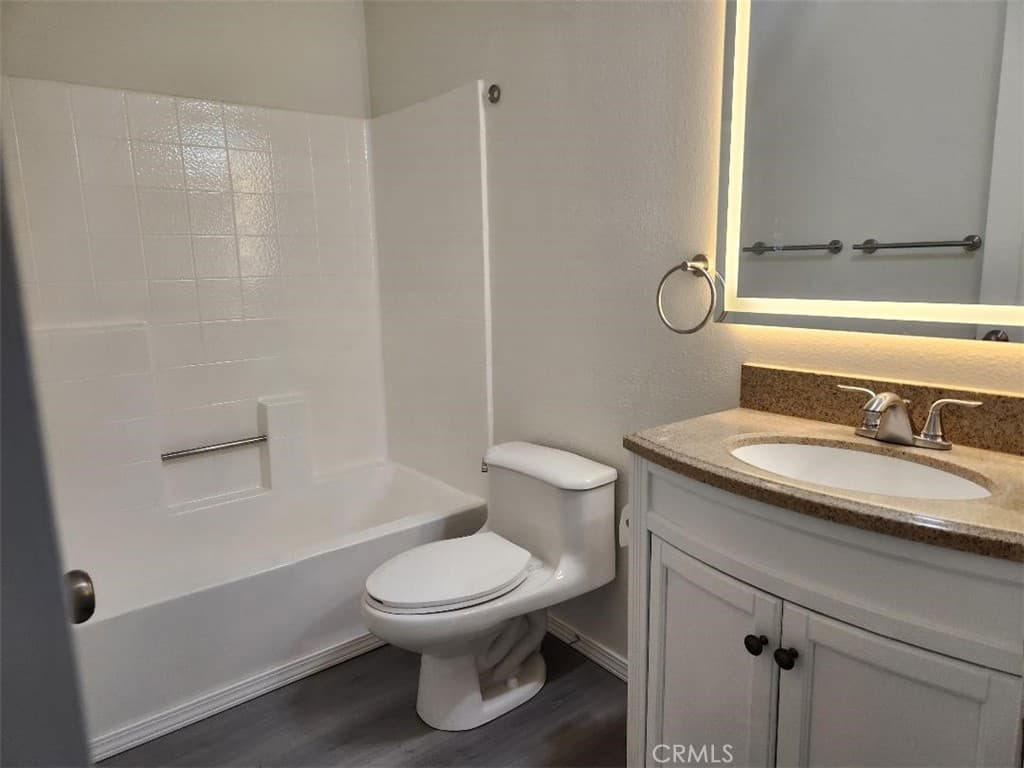 Townhouse at 1573 J S Reservoir Street j, Pomona — photo 8 of 12