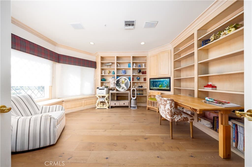 Home at 1531 Rodeo Road, Arcadia — photo 3 of 12