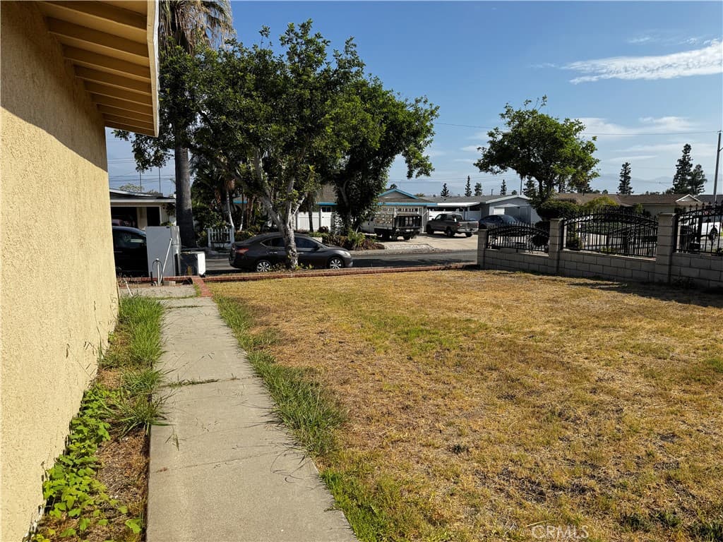 Home at 18632 La Guardia, Rowland Heights — photo 6 of 12
