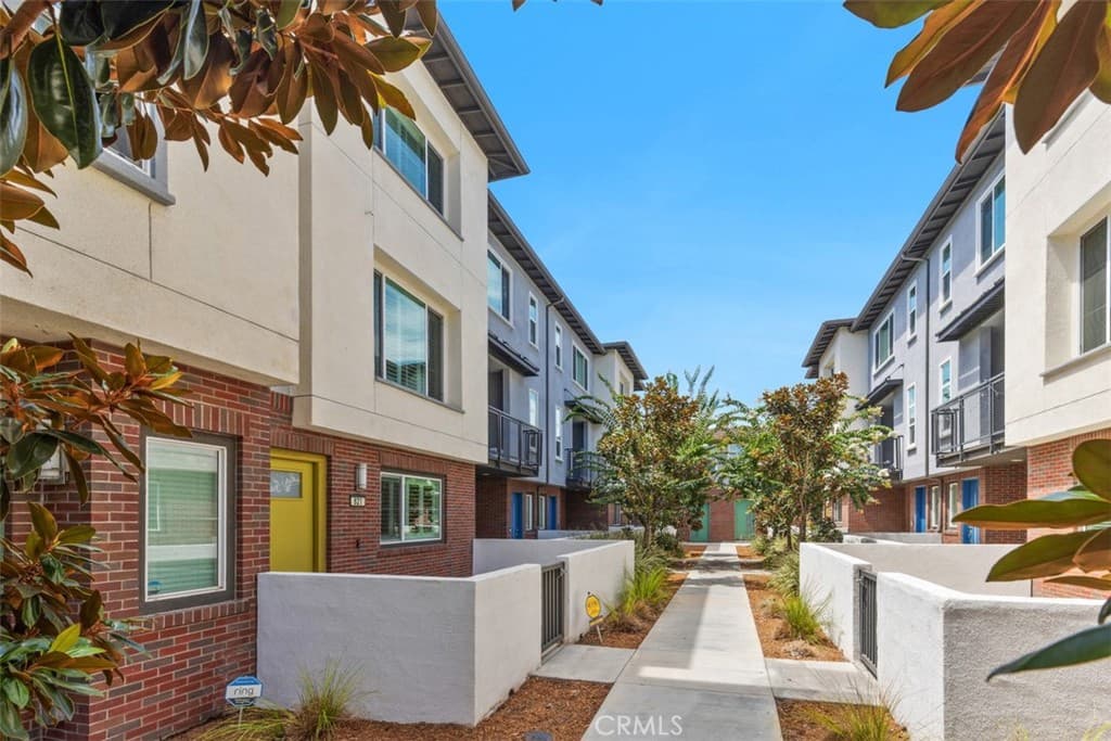Condo at 821 Hudson, West Covina — photo 2 of 12