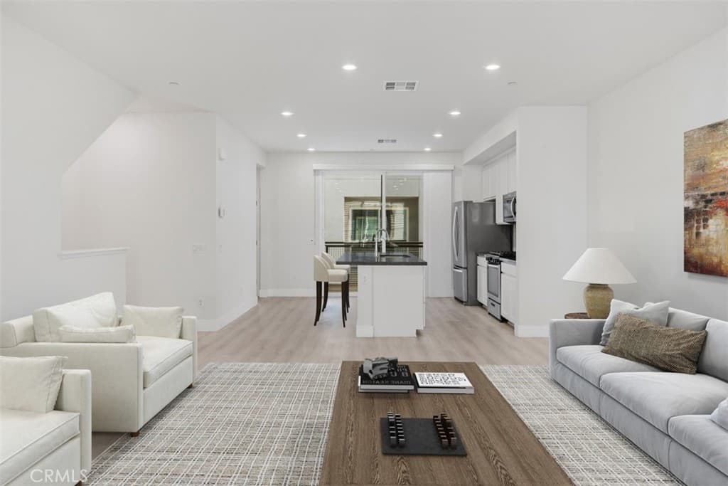 Condo at 821 Hudson, West Covina — photo 11 of 12