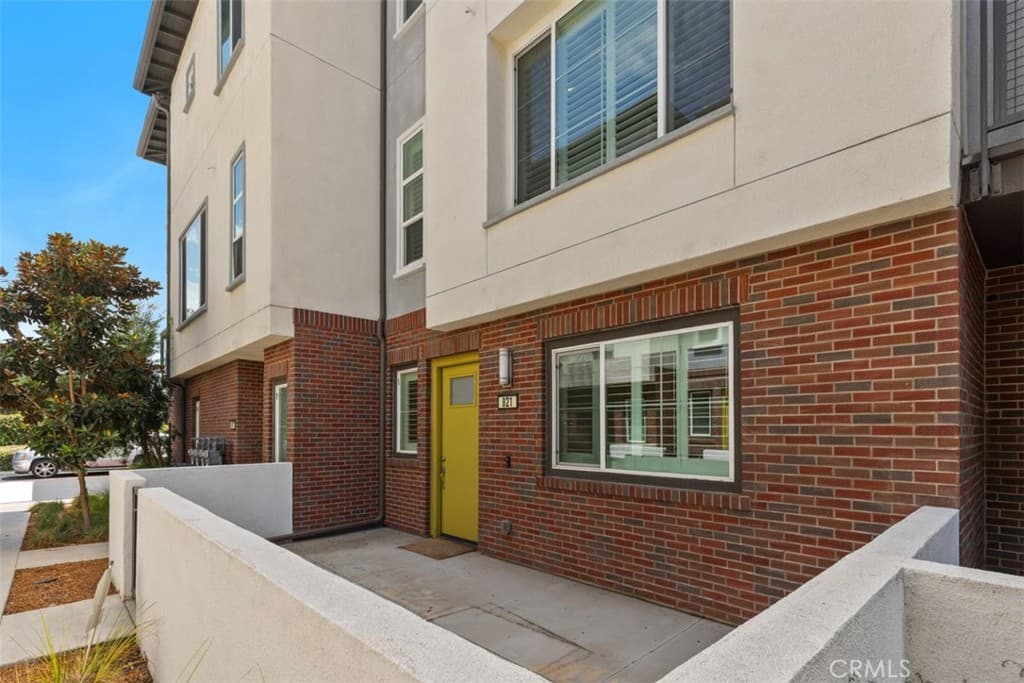 Condo at 821 Hudson, West Covina — photo 6 of 12
