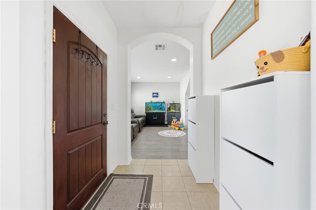 Home at 658 E. Phillips Boulevard, Pomona — photo 6 of 12