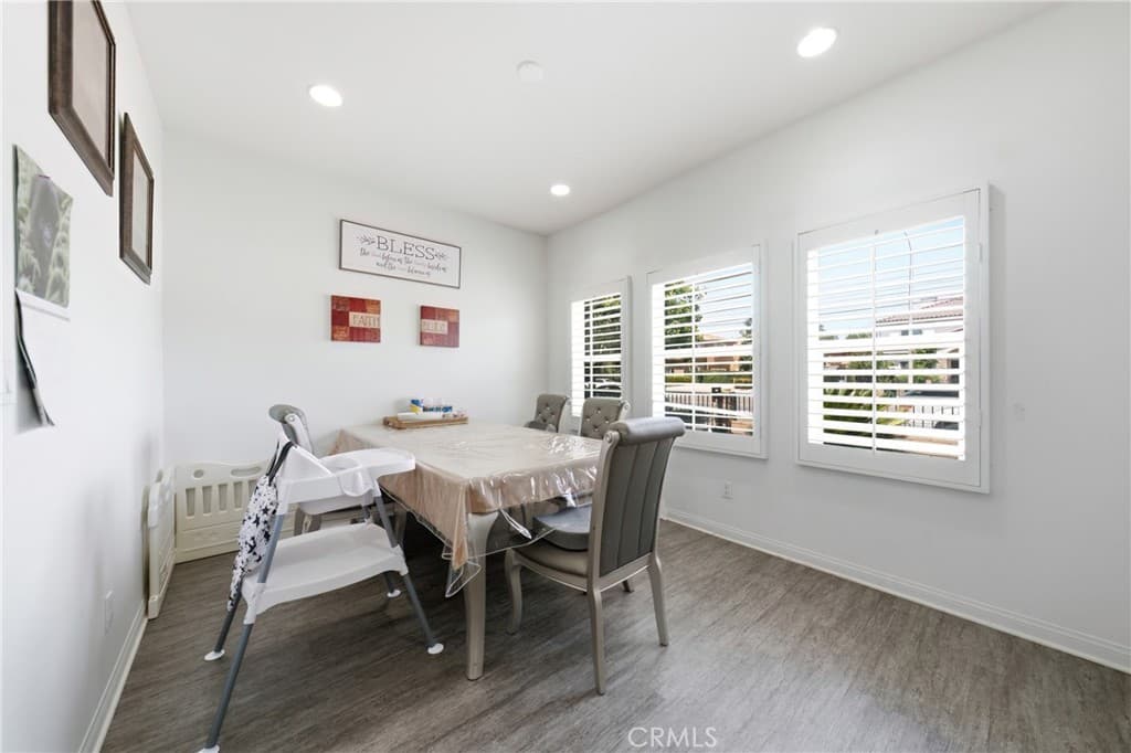 Home at 658 E. Phillips Boulevard, Pomona — photo 10 of 12